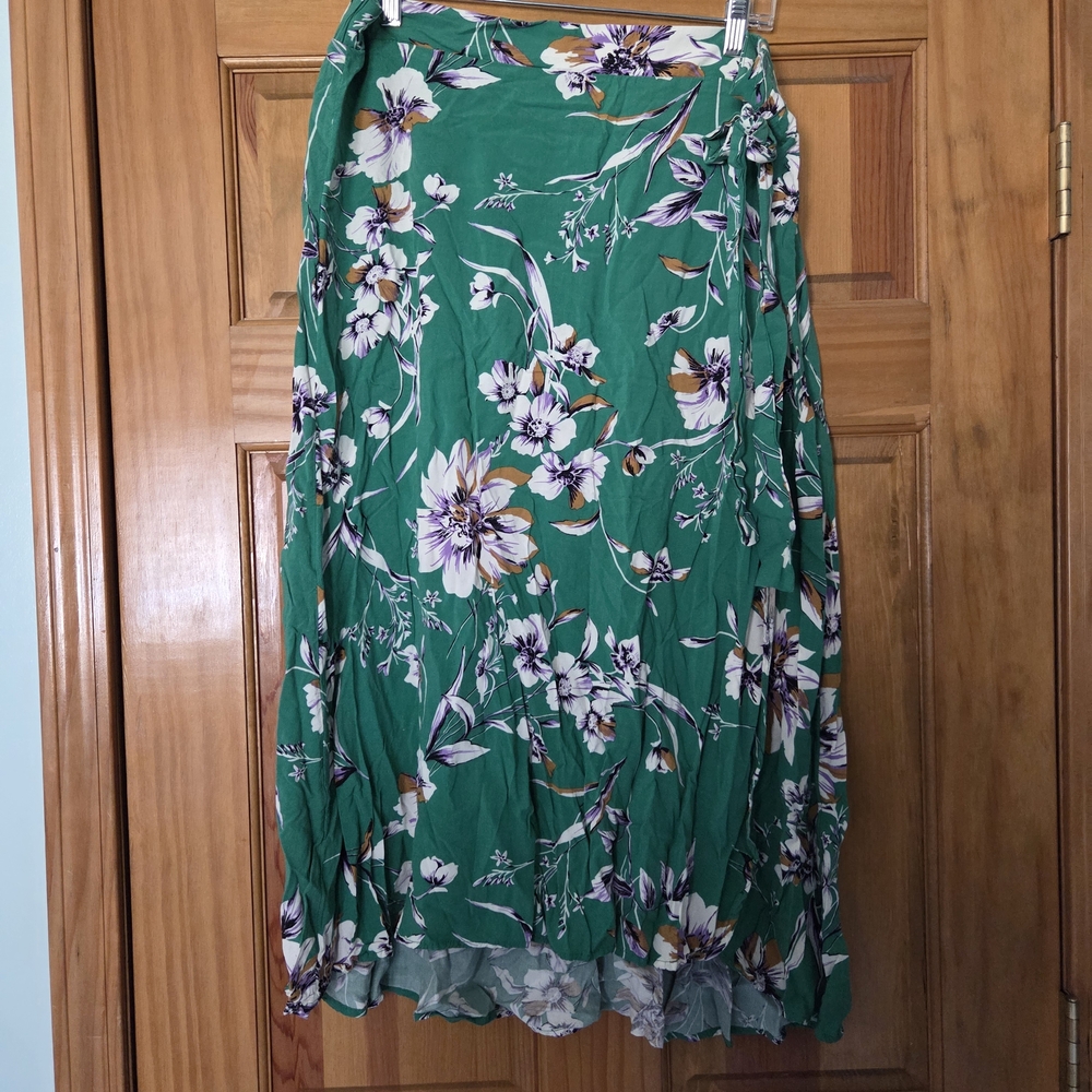 Maurices Green Floral Midi Skirt